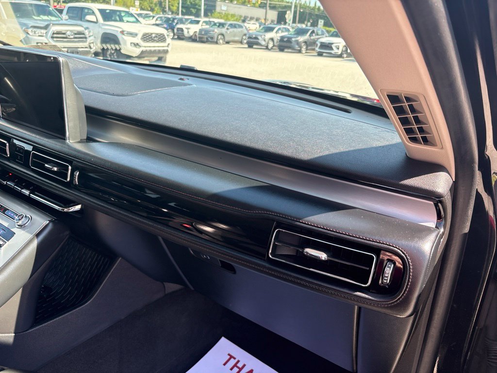 Used 2023 Lincoln Aviator AWD image 37
