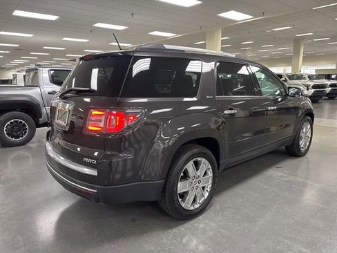 Used 2017 GMC Acadia Limited SLT image 6