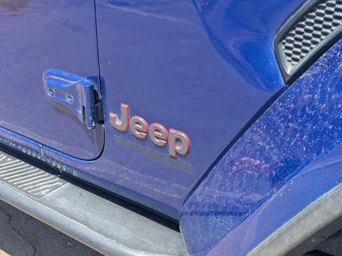 Used 2020 Jeep Wrangler Unlimited Rubicon AWD/4WD image 6