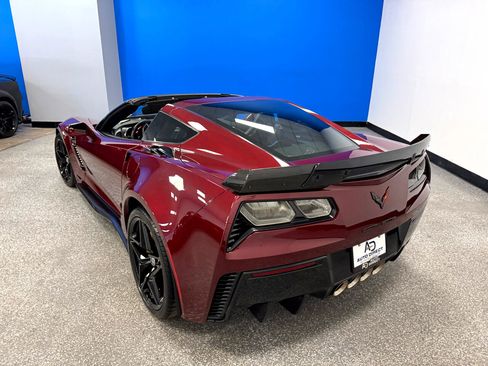 Used 2017 Chevrolet Corvette Z06 w/ Chrome Badge Package image 10