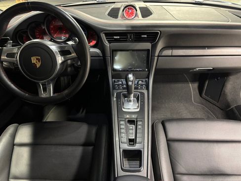 Used 2014 Porsche 911 Carrera S RWD image 9