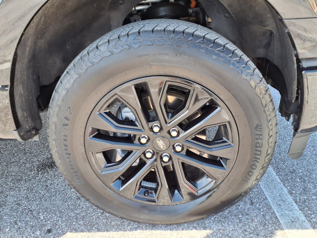 Used 2024 Ford F150 Lariat w/ Equipment Group 502A High AWD/4WD image 9