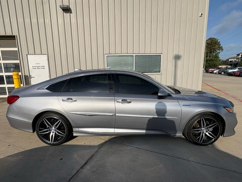 Certified 2021 Honda Accord Touring image 9