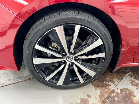 Used 2022 Nissan Altima 2.5 SR FWD image 26