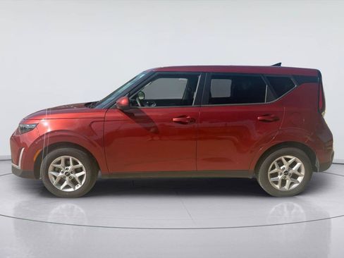 Used 2024 Kia Soul LX w/ Option Group 015 FWD image 8