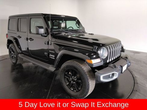 Used 2021 Jeep Wrangler Unlimited Sahara w/ Uconnect 4C Nav & Sound Group image 3