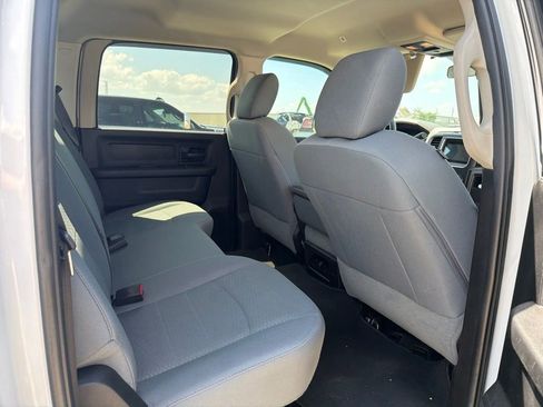 Used 2018 RAM 2500 Tradesman w/ Chrome Appearance Group AWD/4WD image 12