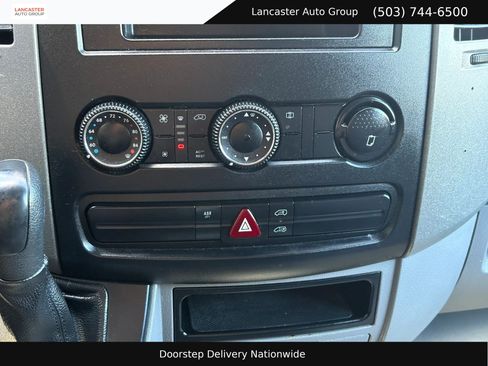 Used 2007 Dodge Sprinter 2500 RWD image 15