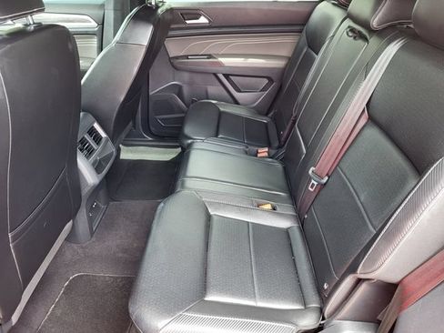Used 2022 Volkswagen Atlas Cross Sport SE AWD/4WD image 23
