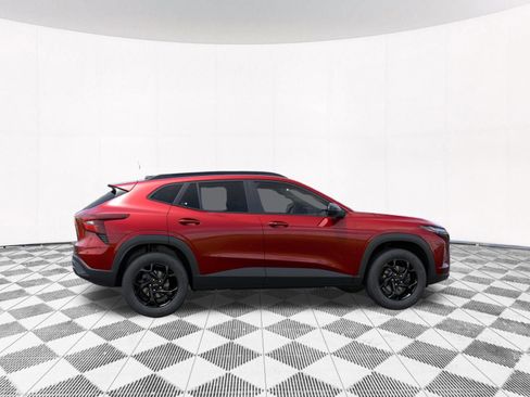 New 2026 Chevrolet Trax LT w/ Midnight Edition FWD image 11