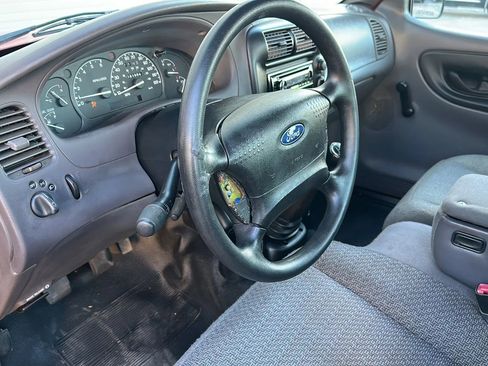 Used 2002 Ford Ranger 2WD Regular Cab image 8