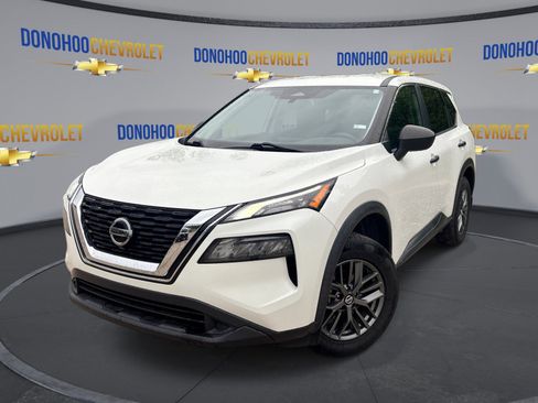 Used 2021 Nissan Rogue S FWD image 4