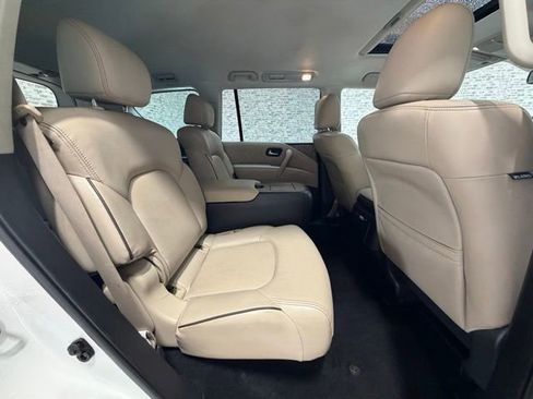 Used 2023 Nissan Armada SL w/ Captain's Chairs Package RWD image 10