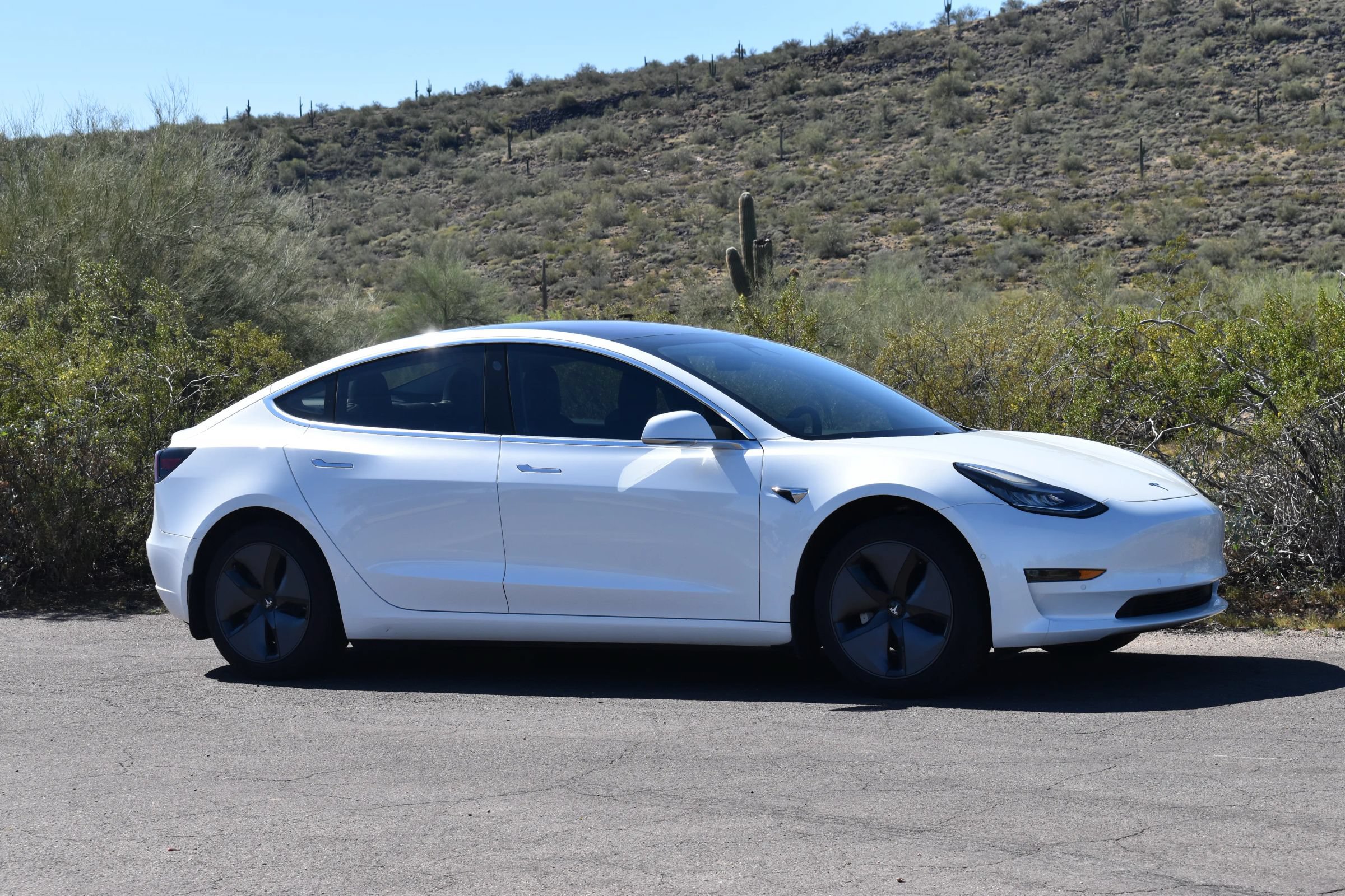 Used 2018 Tesla Model 3 Long Range AWD/4WD image 3