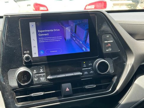 Used 2023 Toyota Highlander LE FWD image 21