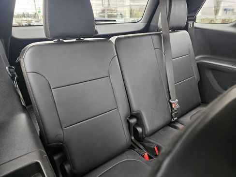 Used 2020 Chevrolet Traverse Premier image 18