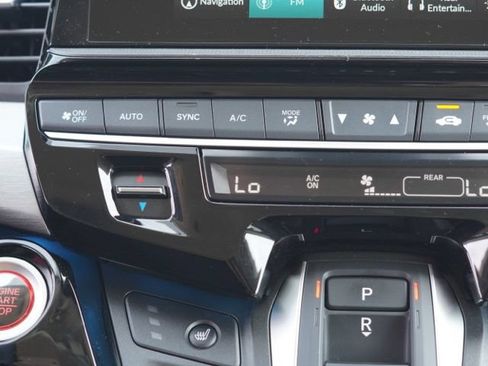 Used 2025 Honda Odyssey Touring image 24
