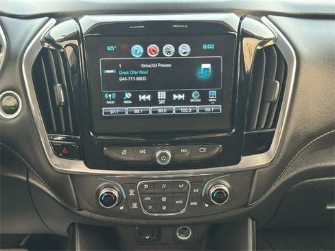 Certified 2019 Chevrolet Traverse LT image 14