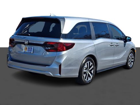 Used 2026 Honda Odyssey EX-L image 6