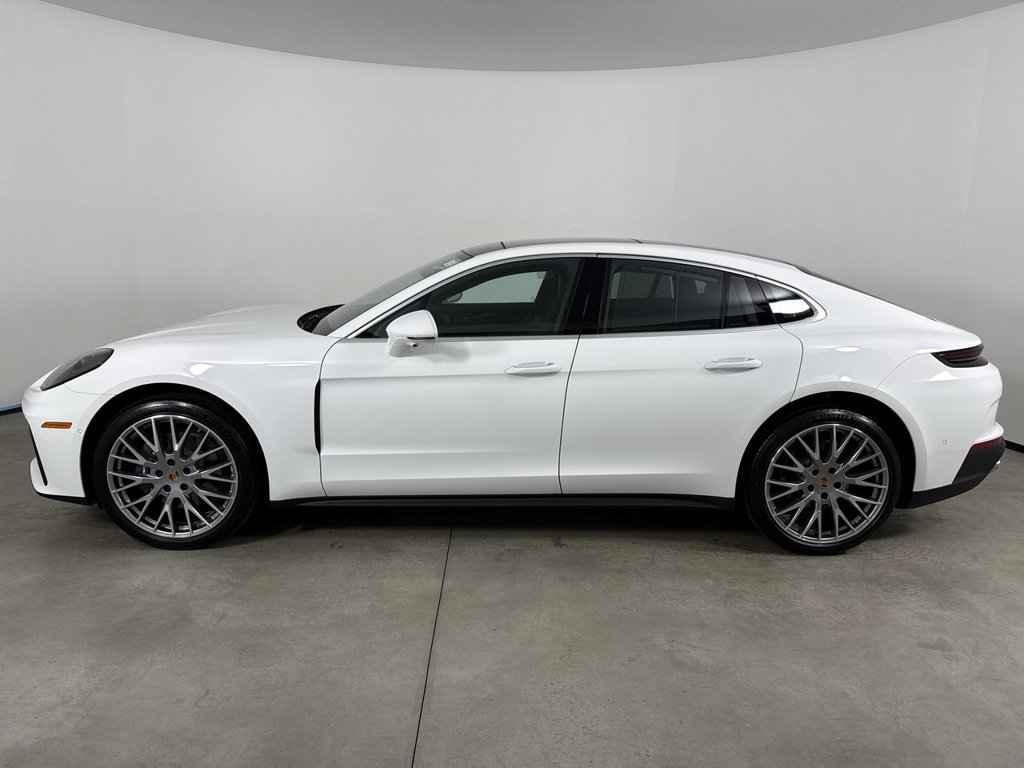 New 2026 Porsche Panamera RWD image 2