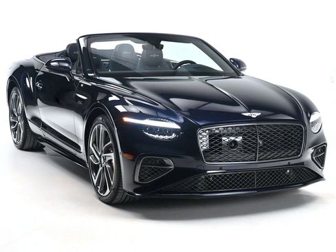 Used 2025 Bentley Continental GT Speed image 4