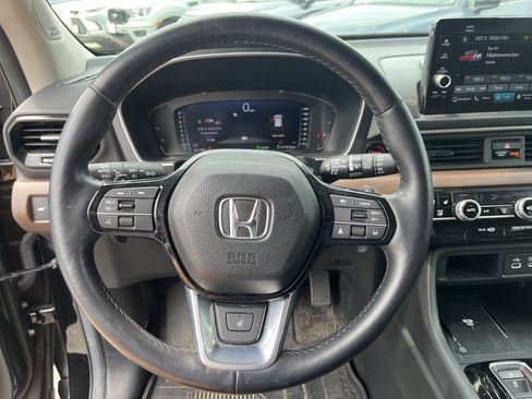 Certified 2024 Honda Pilot Elite image 21