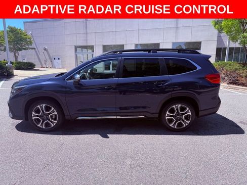 Used 2023 Subaru Ascent Limited w/ Technology Package AWD/4WD image 4