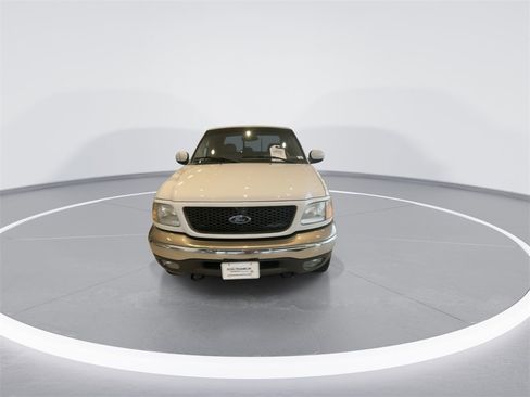 Used 2003 Ford F150 Lariat image 3