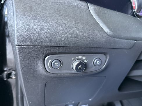 Used 2023 Buick Encore GX Select w/ Experience Buick Package image 22