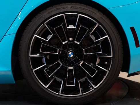 Used 2026 BMW M5 Touring w/ Executive Package AWD/4WD image 13