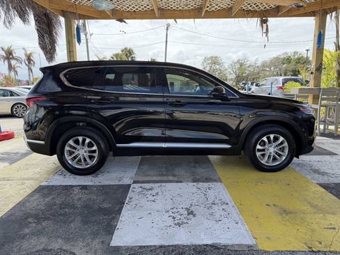 Used 2020 Hyundai Santa Fe SEL FWD image 4