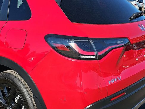 Used 2024 Honda HR-V Sport image 36
