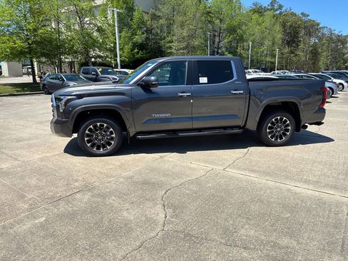 New 2026 Toyota Tundra Limited AWD/4WD image 2