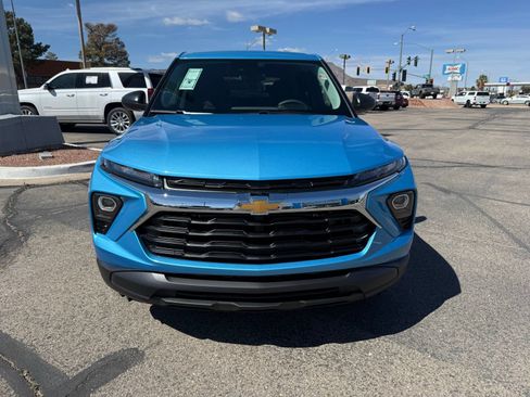 New 2026 Chevrolet TrailBlazer LS w/ LS Convenience Package FWD image 2