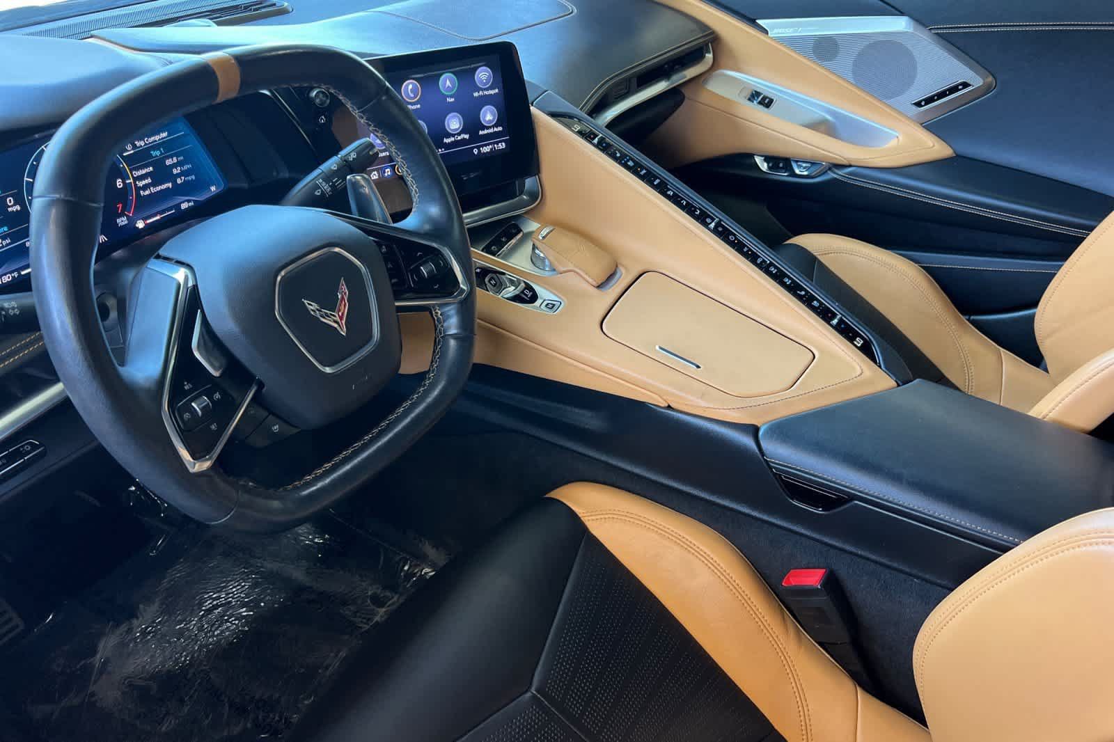 Used 2020 Chevrolet Corvette Stingray Preferred Cpe w/ 2LT Preferred Equipment Group RWD image 10