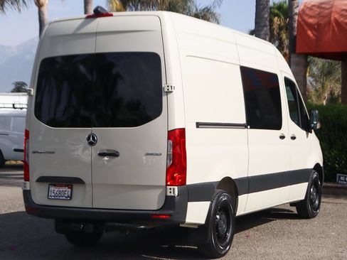Used 2023 Mercedes-Benz Sprinter 2500 image 9
