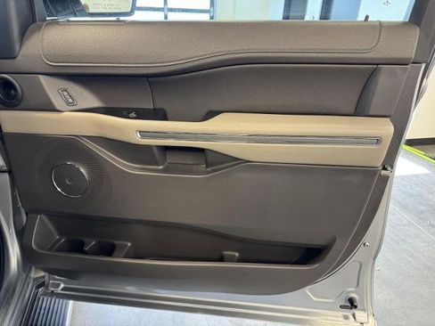 Certified 2021 Ford Expedition XLT image 23