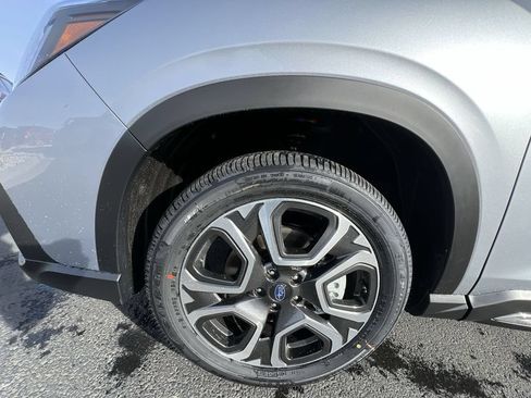 Used 2026 Subaru Ascent Touring AWD/4WD image 34