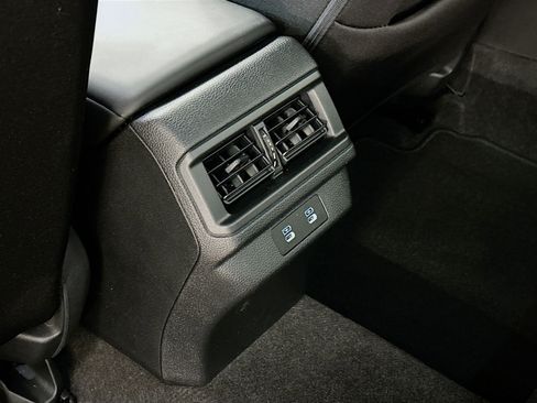 Used 2025 Honda Accord SE image 27