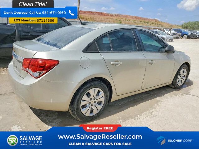 Used 2013 Chevrolet Cruze LS FWD image 4