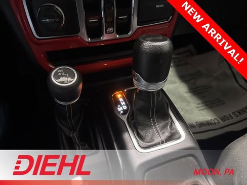 Certified 2021 Jeep Wrangler Unlimited Sahara w/ Cold Weather Group image 32