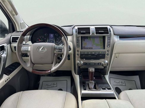 Used 2014 Lexus GX 460 w/ Premium Package AWD/4WD image 20