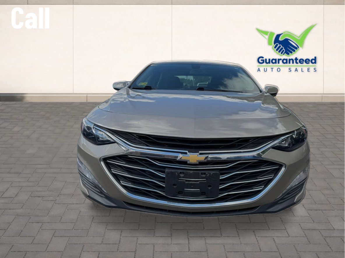 Used 2022 Chevrolet Malibu LT FWD image 3