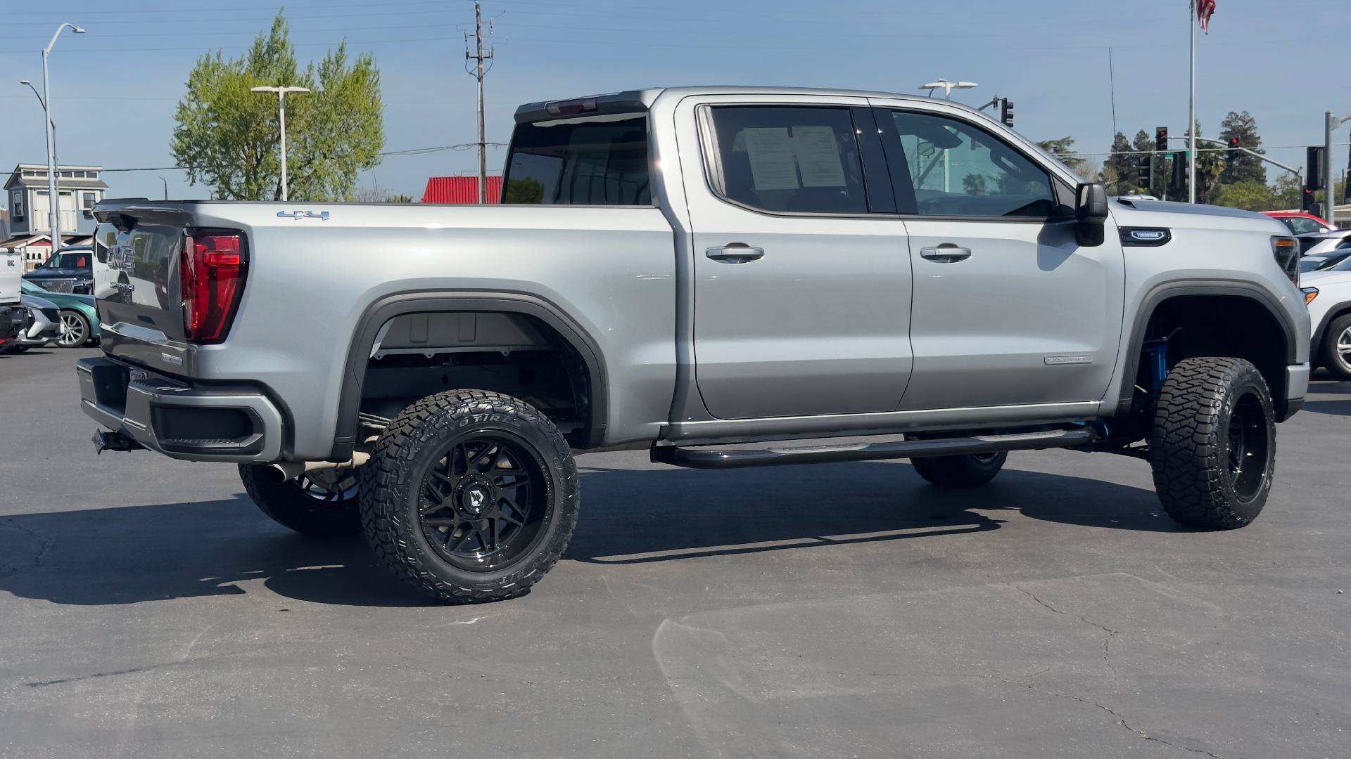 Used 2026 GMC Sierra 1500 Elevation AWD/4WD image 4