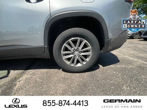 Used 2023 Chevrolet Traverse LT AWD/4WD image 23