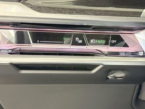 New 2026 BMW 760i xDrive image 10