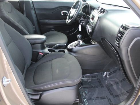 Used 2014 Kia Soul image 8