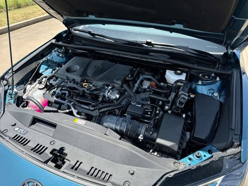 Used 2025 Toyota Camry XSE FWD image 25