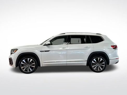 Certified 2023 Volkswagen Atlas SEL Premium image 9