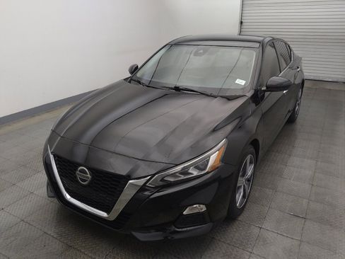 Used 2021 Nissan Altima 2.5 SV FWD image 15